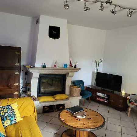 Maison Chaleureuse Avec Exterieur Pres De La * Lafox